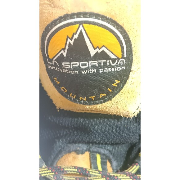 La Sportiva Nepal EVO Mountaineering Boot- 42.5 U.S Men 9.5 Women 10.5 - Picture 7 of 16